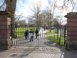 Marlow-HigginsonPark-2014-03-22-IMG_6161