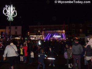 HighWycombe-ChristmasLightSwitchOn-2015-11-19-SDC12760